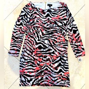 Women’s peach black grey white combo long sleeve dress size medium